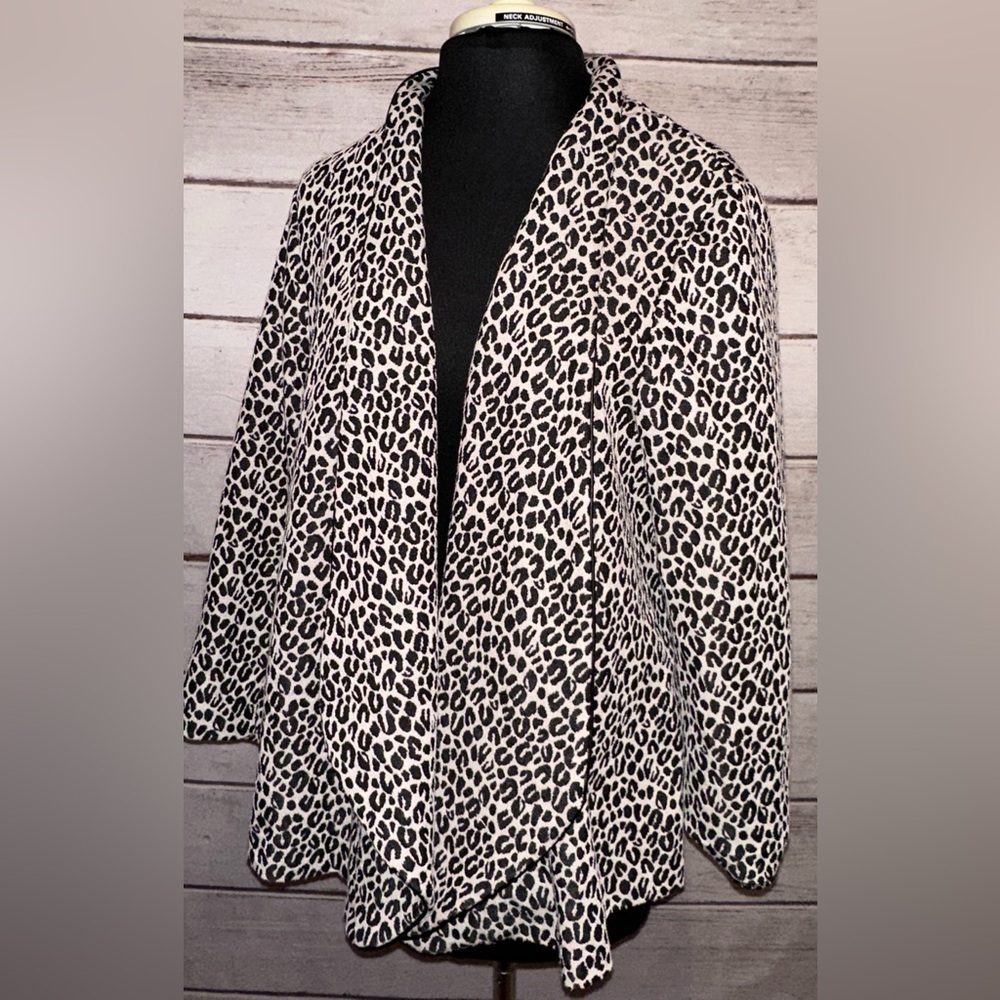 Leopard Print Lined Blazer Size 2xl By Notations,… - image 1